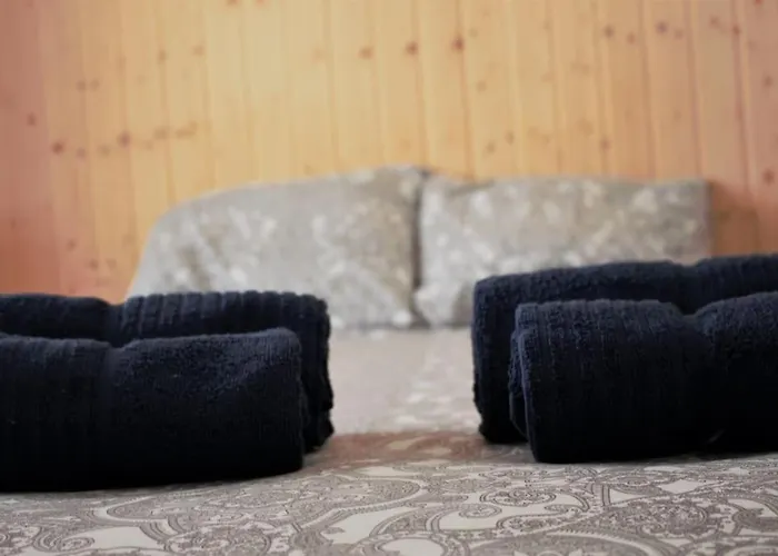 Apartamento En La Plaza Del Salvador.