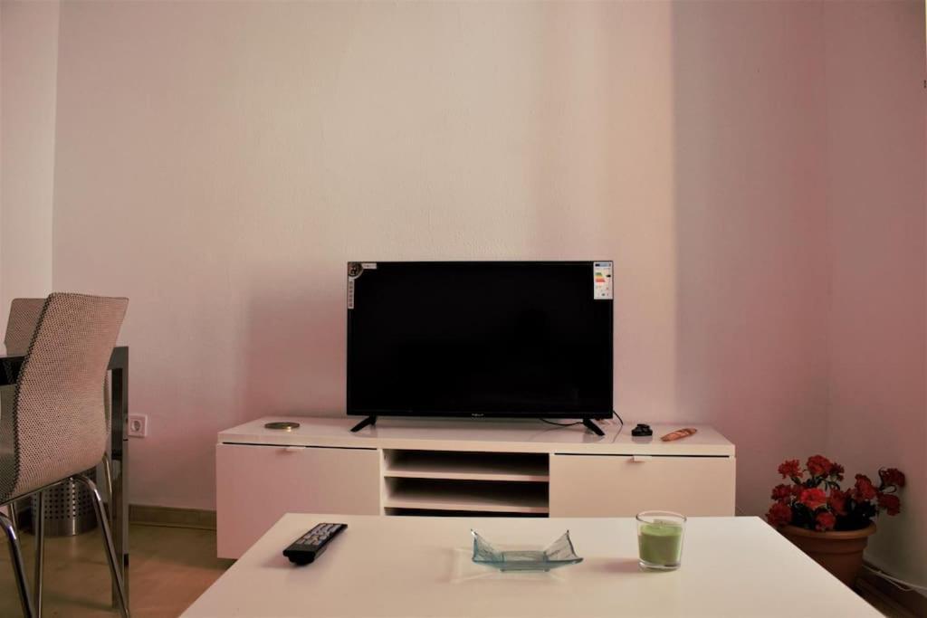 En La Plaza Del Salvador. Apartamento